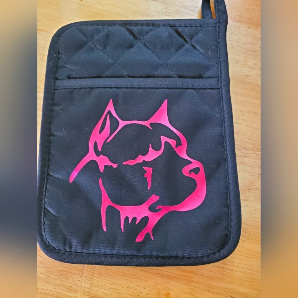 NWOT Pitbull lover dog lover gift, dog kitchen pot holder